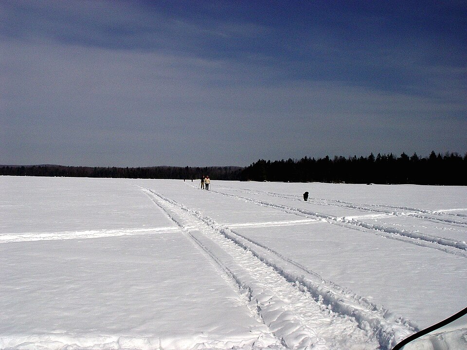 Le lac Moffatt en hiver - panoramio