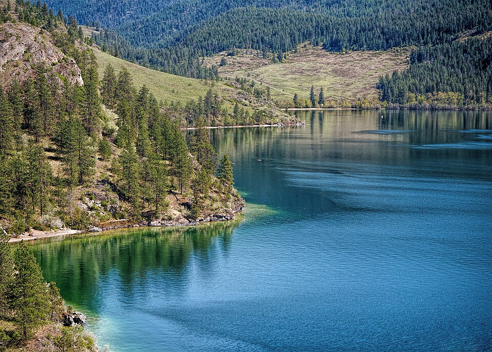 Nature's colour palette, Kalamalka Lake