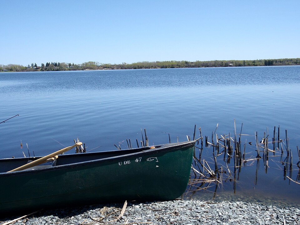Paddling Porcupine Lake - panoramio