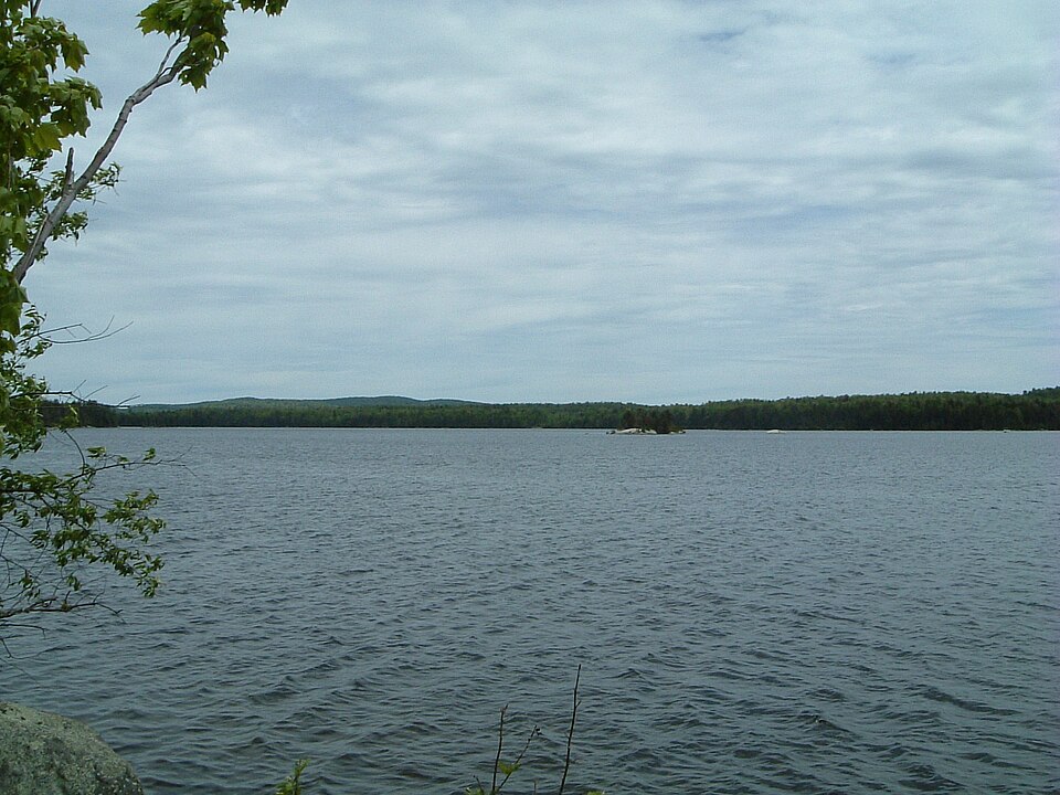 Lac Moffatt - panoramio (3)