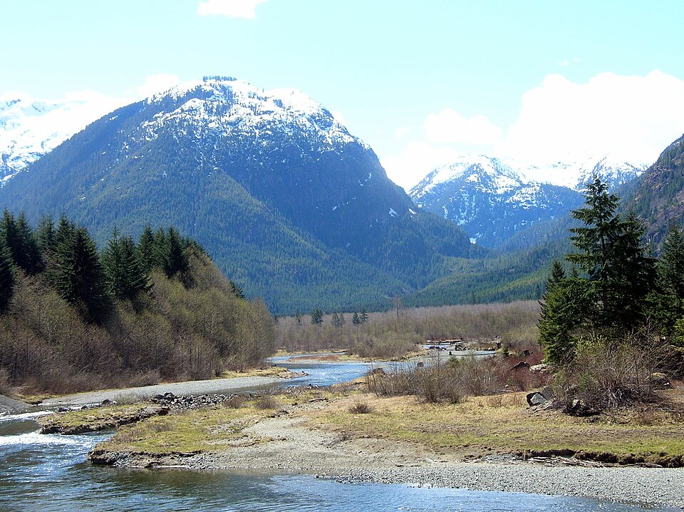 Springtime Strathcona-Westmin ProvincialPark- Buttle Lake