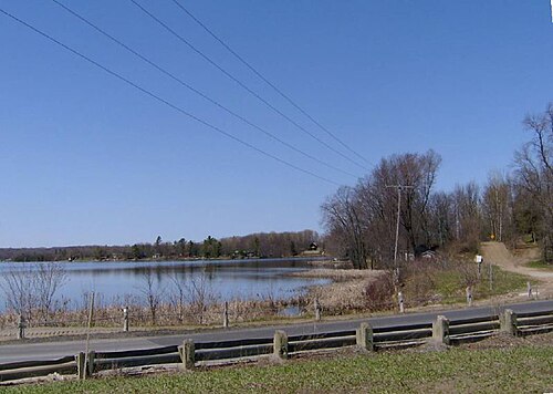 Moira Lake 4 (132048154)