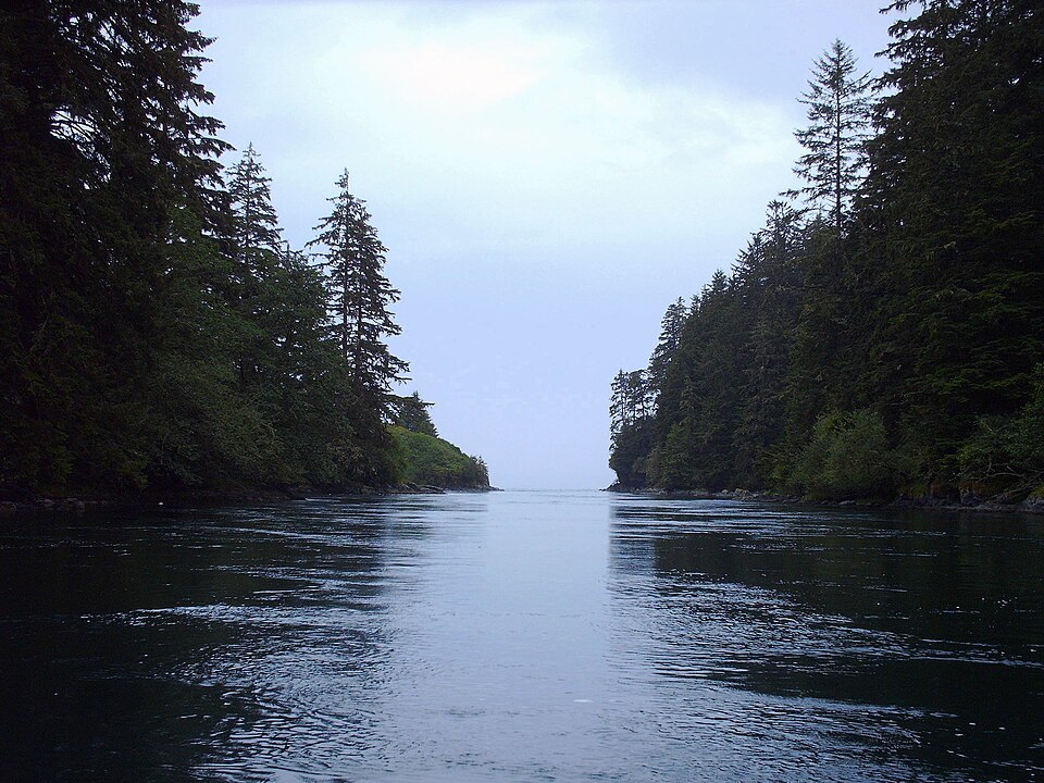 Nitinat Narrows - panoramio