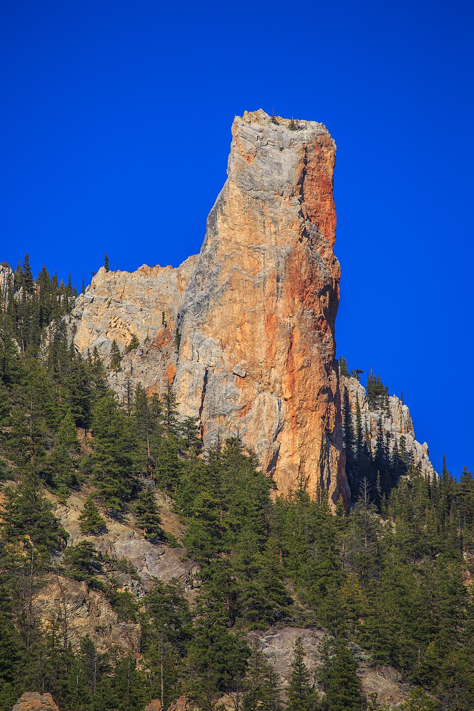 Thompson-Lillooet loop…Marble Canyon Provincial Park-imposing pinnacle (8466085139)