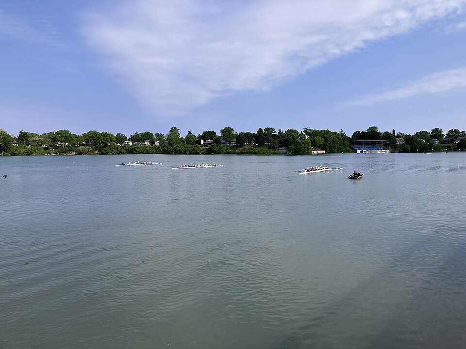 Rowers training on Martindale Pond
