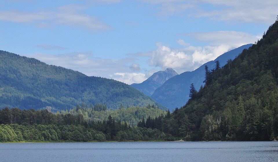 Deer Lake - panoramio