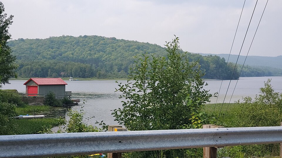Lac de la Traverse à Sainte-Thècle en 2021