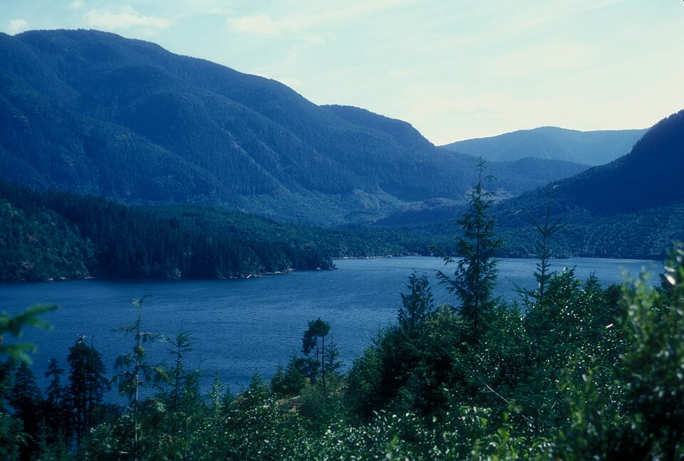 SPROAT LAKE, BRITISH COLUMBIA