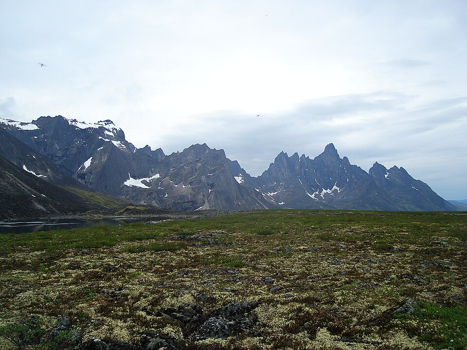 Tombstone Mountain 2007
